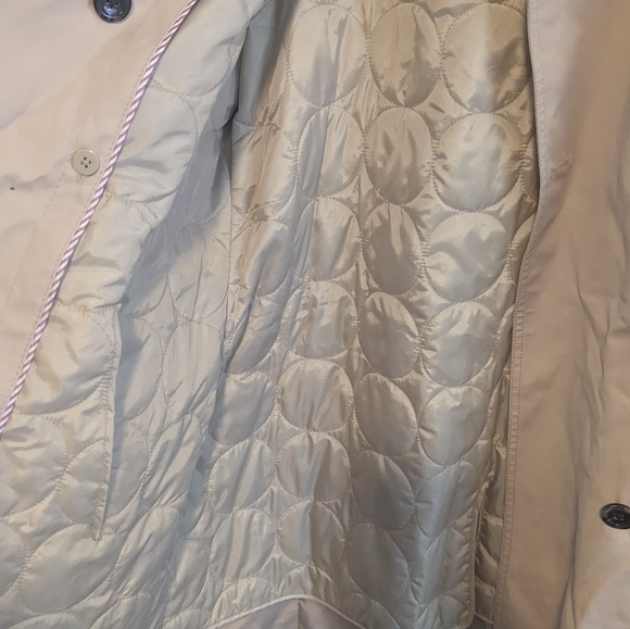 Land's End women's trench coat with removable insulation XL - Picture 4 of 8